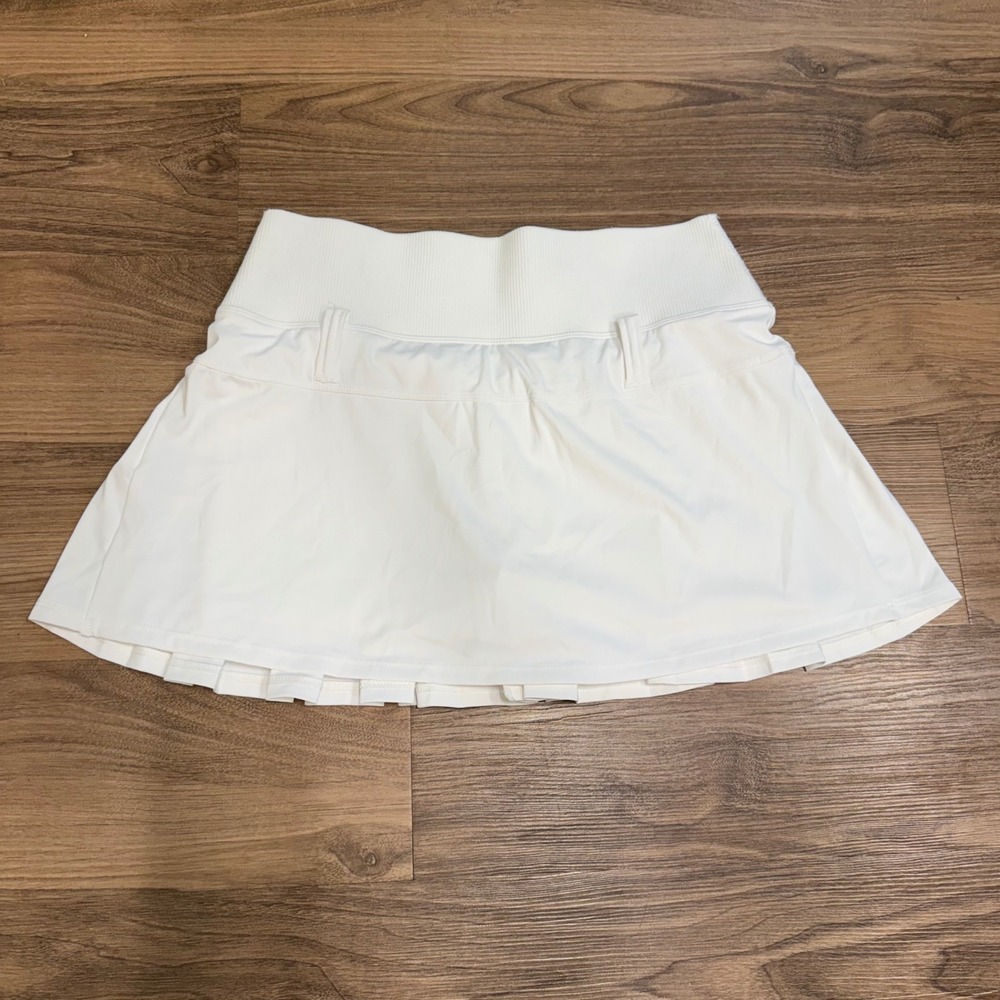 Halara White Pleated Tennis Skort Womens Medium Active Skirt 02793875